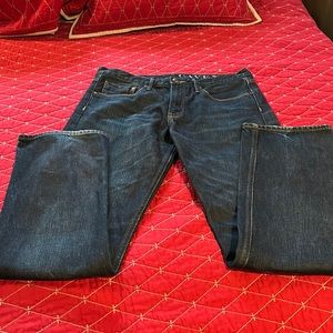 Burberry men’s jeans. Like new condition. Size 34x34